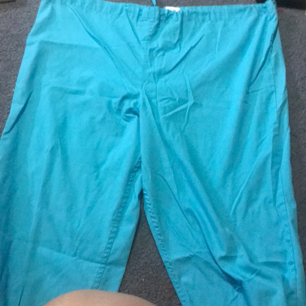 Scrub bottoms